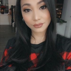 Meet your Posher, Angeline